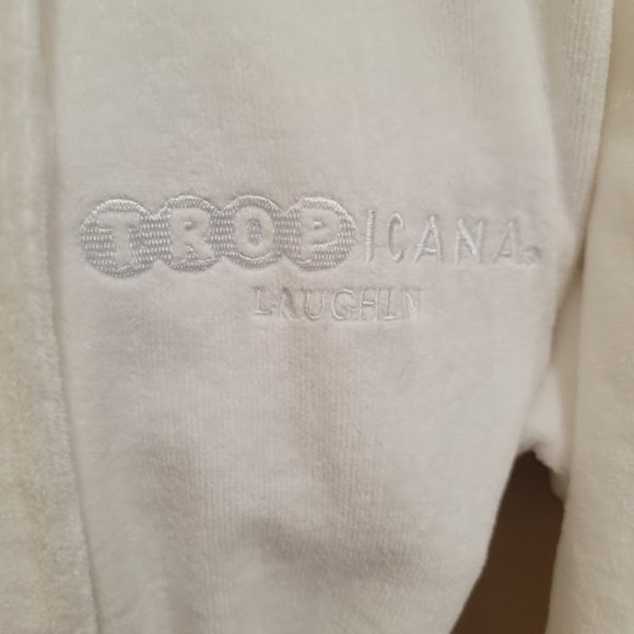 Bathrobe - Picture 2 of 2